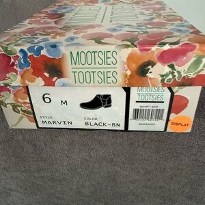 Mootsies Tootsies Black Ankle Boots - 6M - NWT